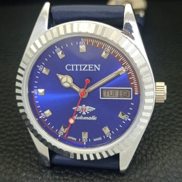 Vintage 1970 Citizen Automatic Mens Silver Watch W/daydate & Blue accents - Picture 3 of 8